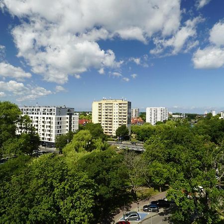 Apartament w centrum Kołobrzegu, nad rzeką Zewnętrze zdjęcie