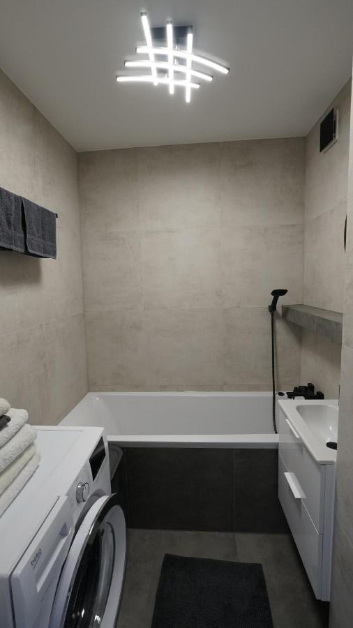 Apartament w centrum Kołobrzegu, nad rzeką Zewnętrze zdjęcie