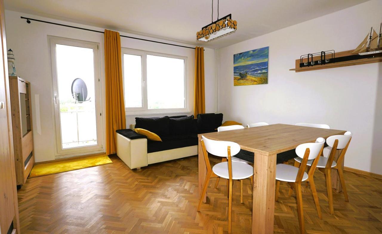 Apartament w centrum Kołobrzegu, nad rzeką Zewnętrze zdjęcie